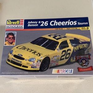 Revell Johnny Benson #26 Cheerios Taurus sealed